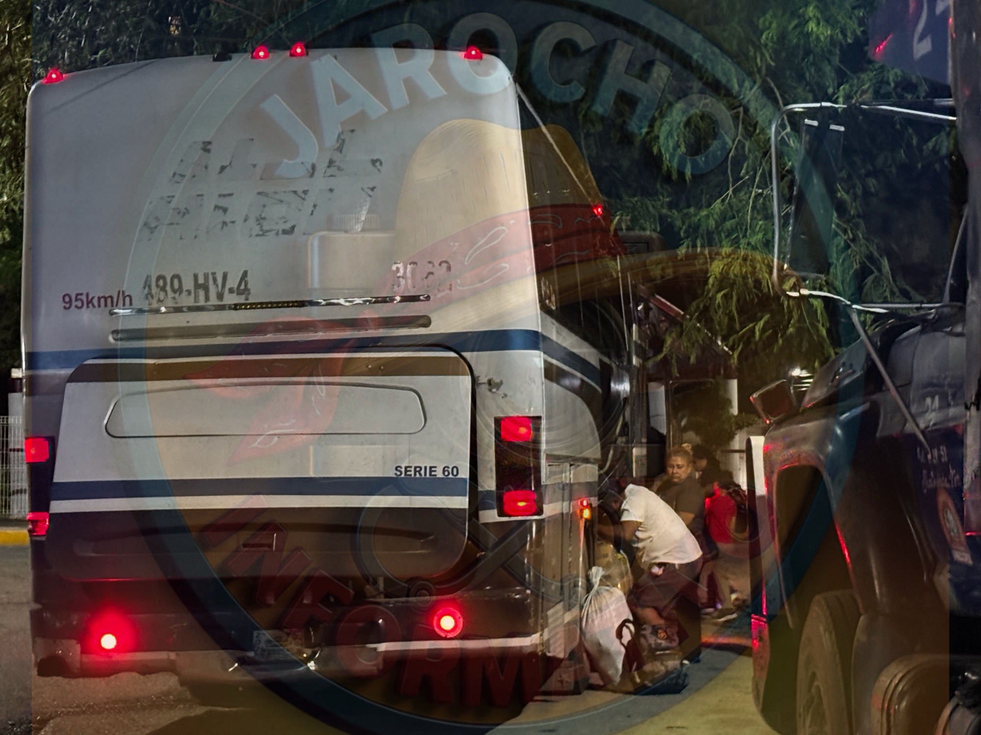 #TANTOYUCA | Más de cuatro horas de retraso e indignación por pésimo servicio de Turismo Antonio